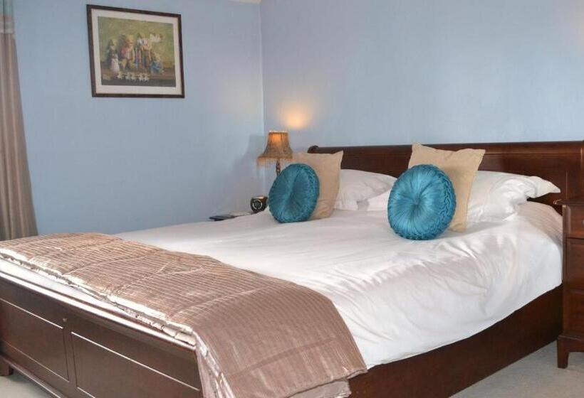 민박 Ternhill Farm House   5 Star Guest Accommodation With Optional Award Winning Breakfast