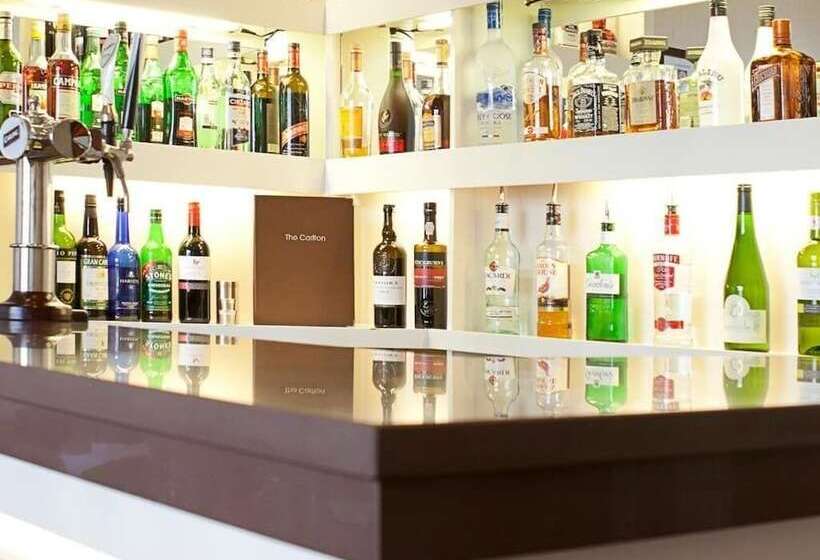 تختخواب و صبحانه The Carlton