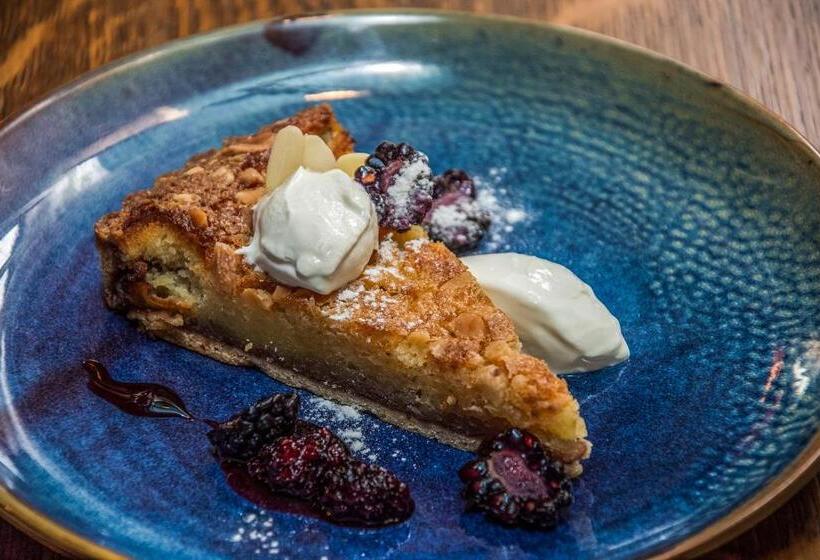 مبيت وإفطار The Swan Inn