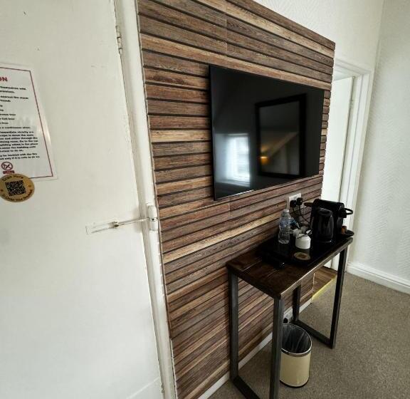 Bed and Breakfast Watermead House