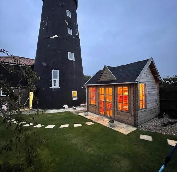 مبيت وإفطار Yaxham Mill