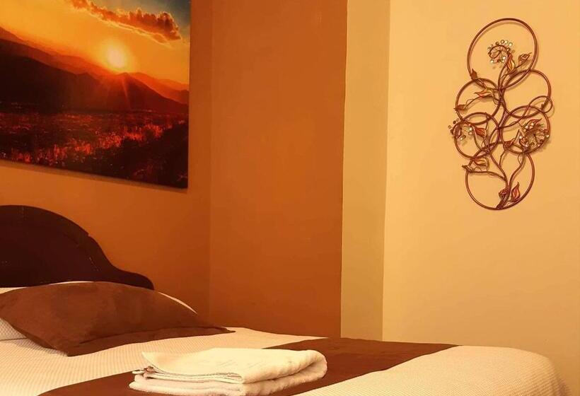 هتل La Merced Plaza Hospedaje