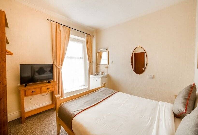 فندق Station Road Inn