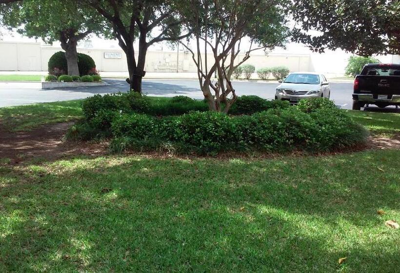 모텔 Lake View Inn