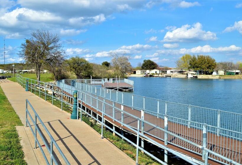 모텔 Lake View Inn