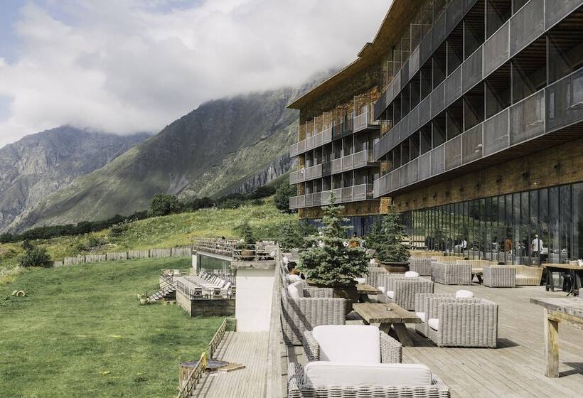 استراحتگاه Rooms Hotel Kazbegi