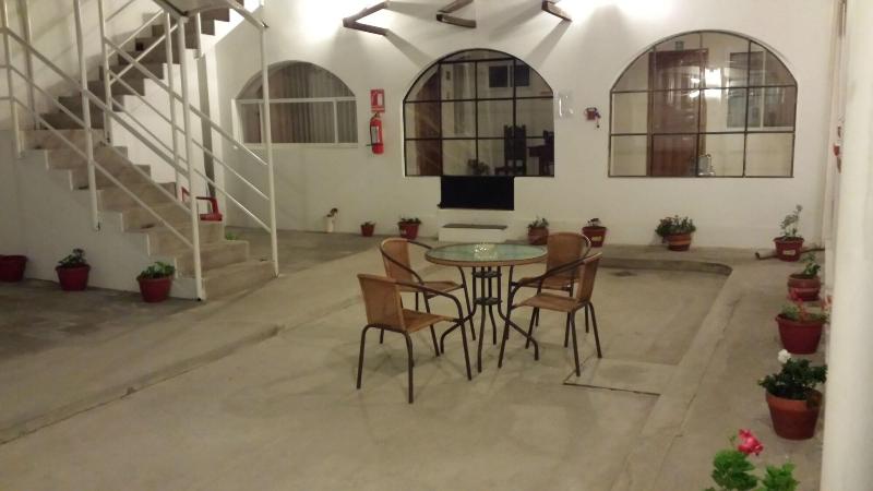 هاستل Heritage Inn