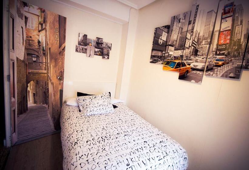 هاستل Hostal On Dormire Valencia