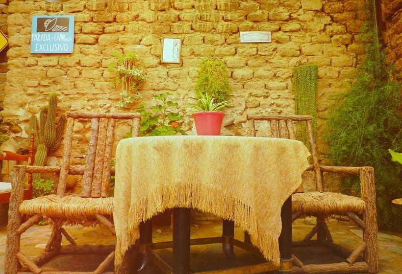 تختخواب و صبحانه Viracocha Art Hostel Cachi