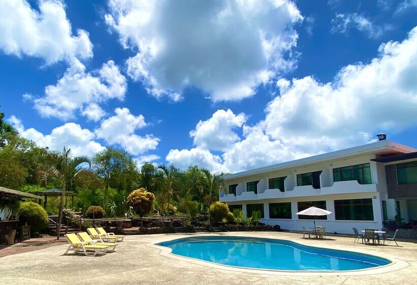 هتل Galapagos Tortuga Bay