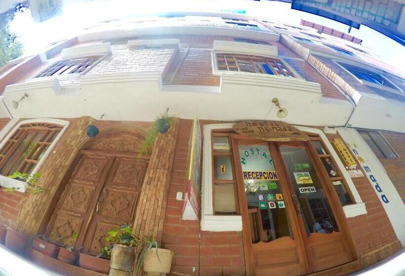 هاستل Hostal Nomada