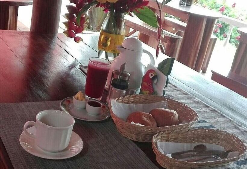 هاستل Hostal Tena ñaui