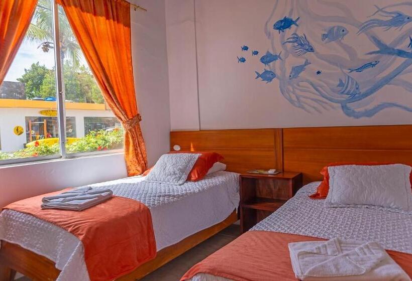 تختخواب و صبحانه Coral Blanco With High Speed Internet Starlink And Galapagos Tour Operator