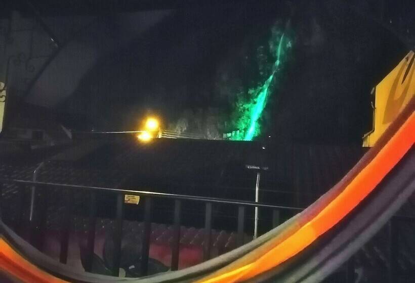 تختخواب و صبحانه Hostal & Spa Casa Real