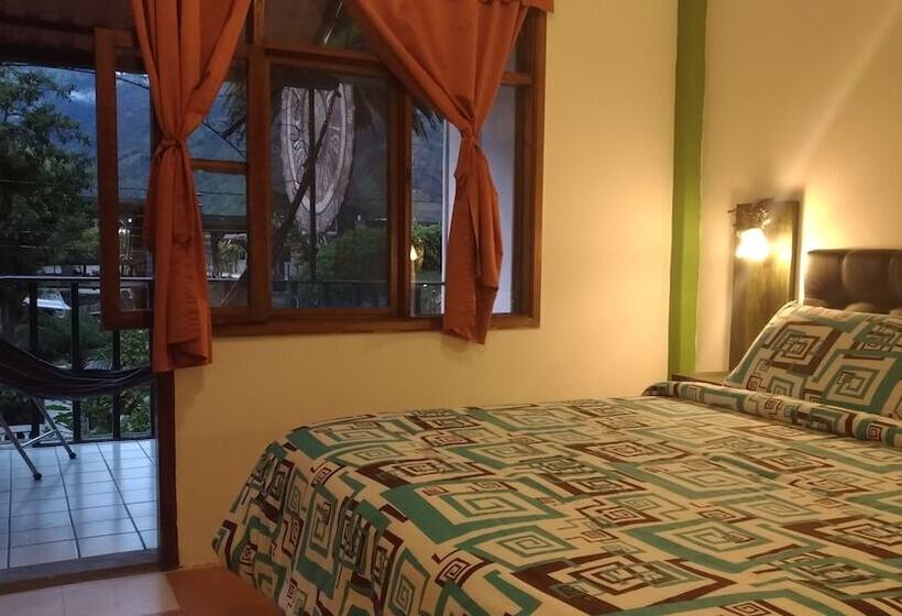 تختخواب و صبحانه Hostal & Spa Casa Real