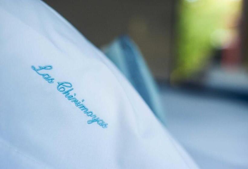 تختخواب و صبحانه Las Chirimoyas