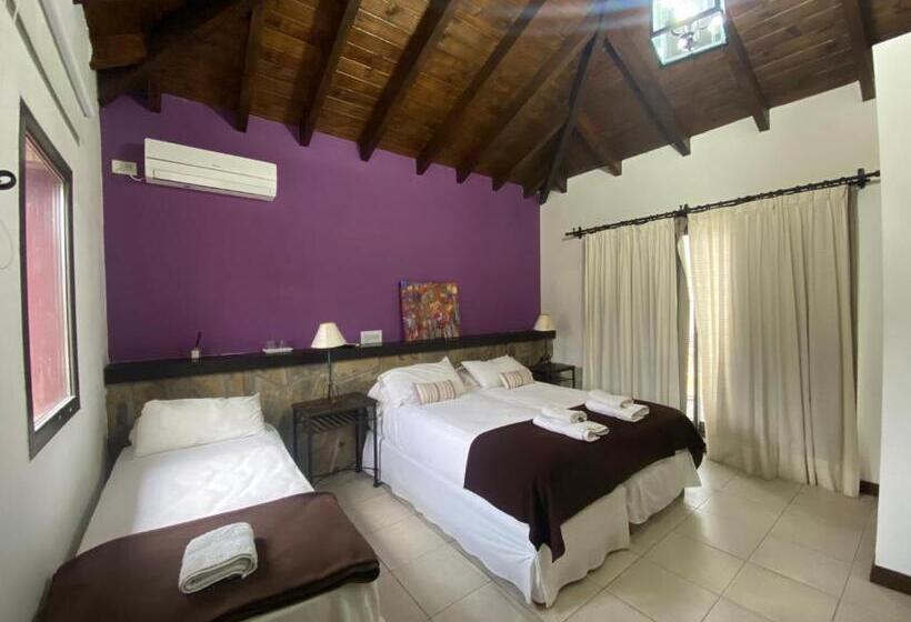 تختخواب و صبحانه Las Chirimoyas