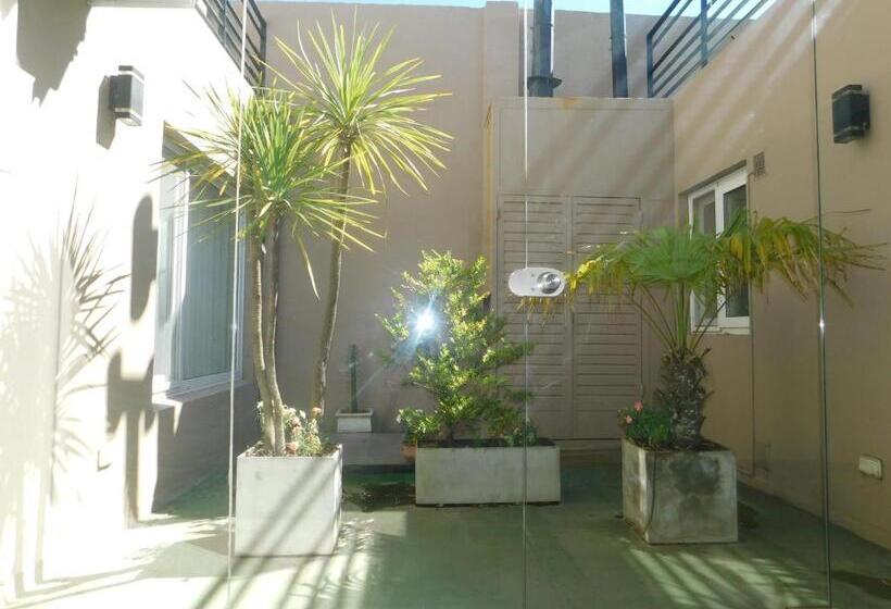 هتل Aires De Tandil