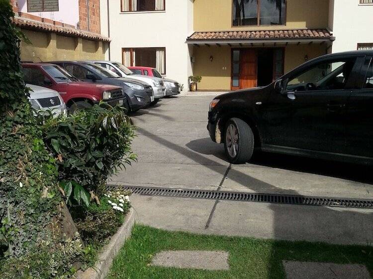 هتل Calle Angosta