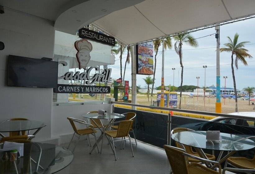 هتل Casablanca Salinas