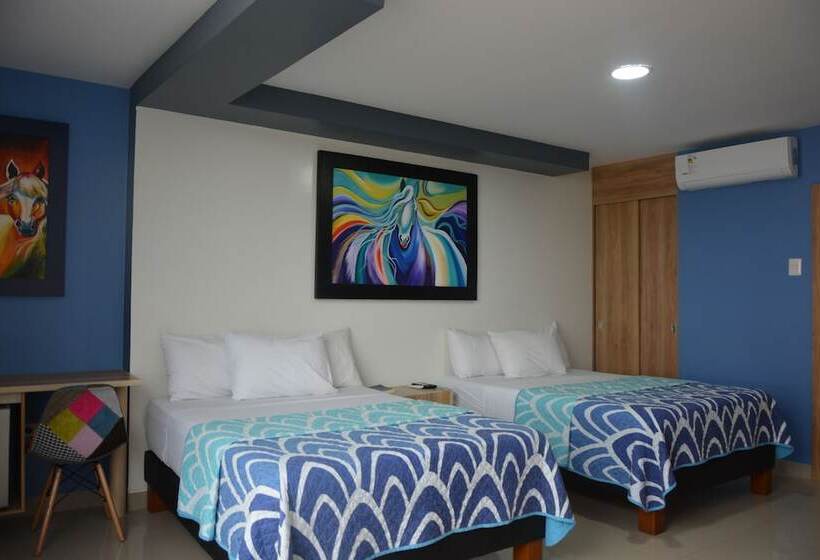 هتل Casablanca Salinas