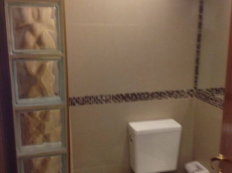 هتل Lorenzo Suites