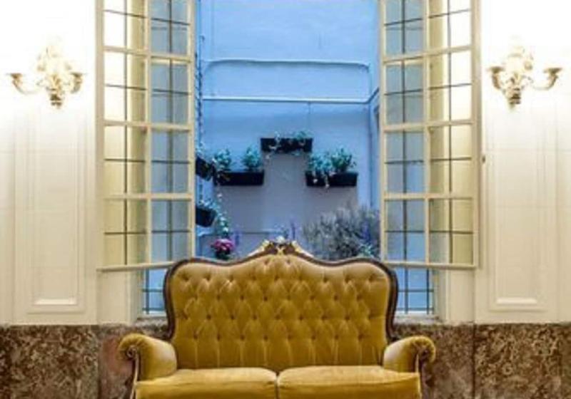 هتل Patios De Recoleta