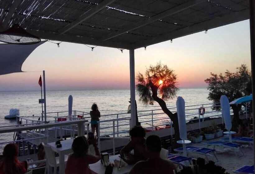 فندق Albergo Miramare Gallipoli