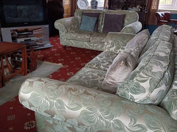 酒店 Lowri Cottage