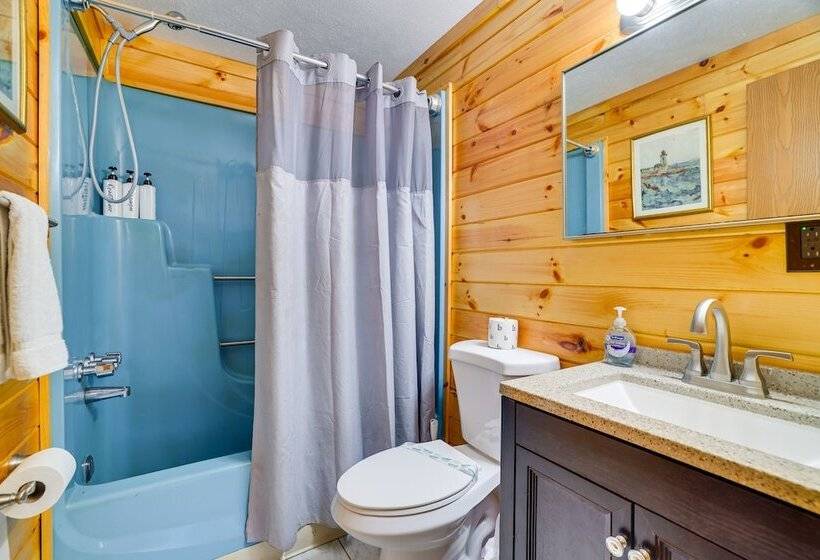 Hot Tub & Fire Pit: Lakefront Cabin In White Haven