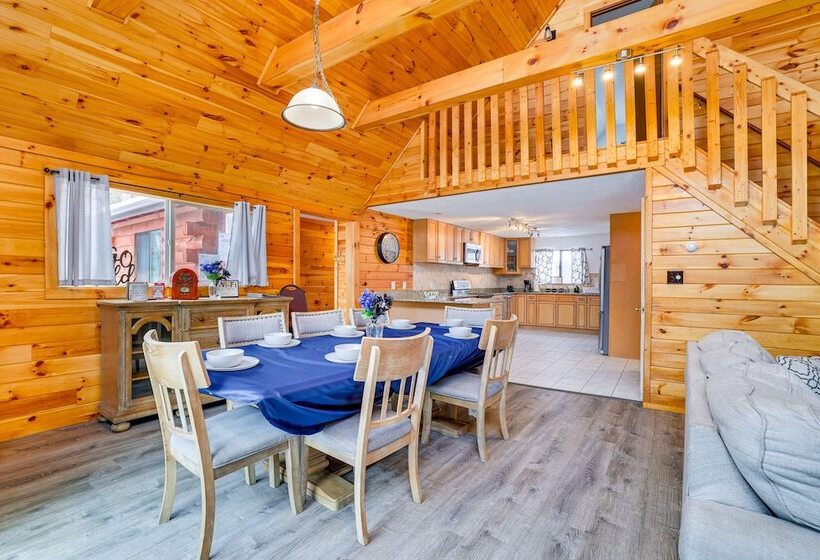 Hot Tub & Fire Pit: Lakefront Cabin In White Haven