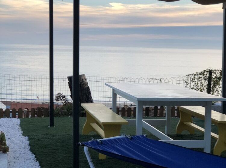 بنسيون Fonte Da Telha Cliff House