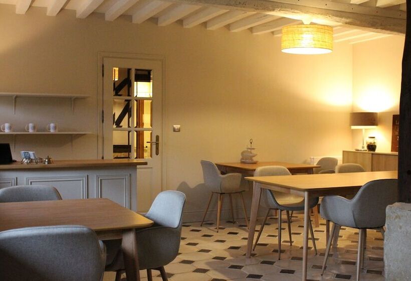 ペンション La Chaumière Normande