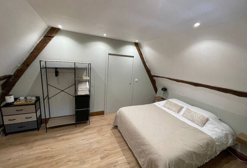 ペンション La Chaumière Normande