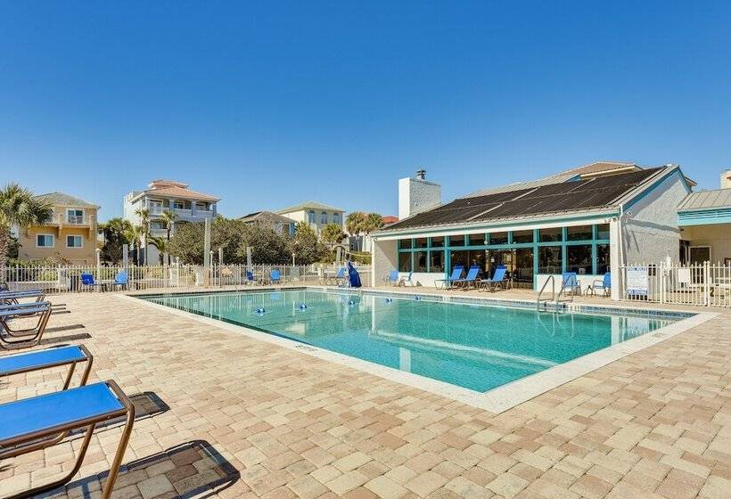 Destin Home W/ Community Pool & Beach Access