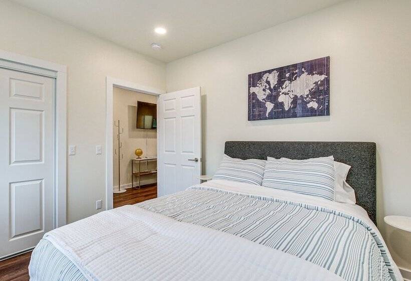 Dog Friendly Sheboygan Home   1 Mi To Town!