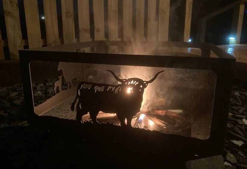 ホテル Captivating 1 Bed Lodge In Chesterfield