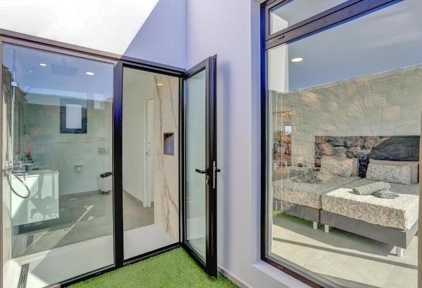 فندق Isla Favorita Resort