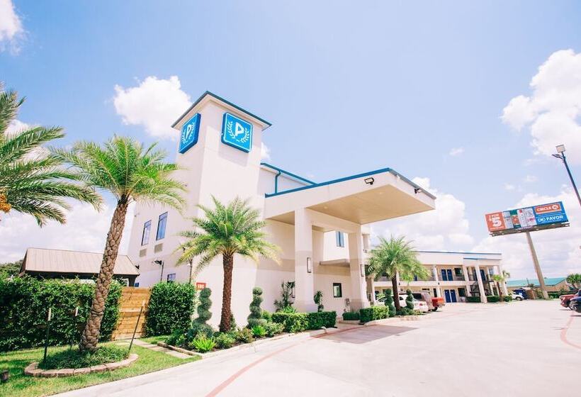 هتل Palace Inn Blue I 45 & College Ave