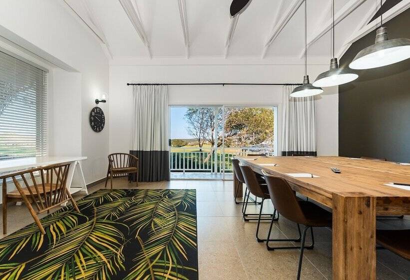 ホテル Prince S Grant Golf Estate