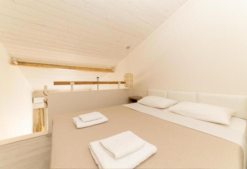 Mystery Suites & Apartments