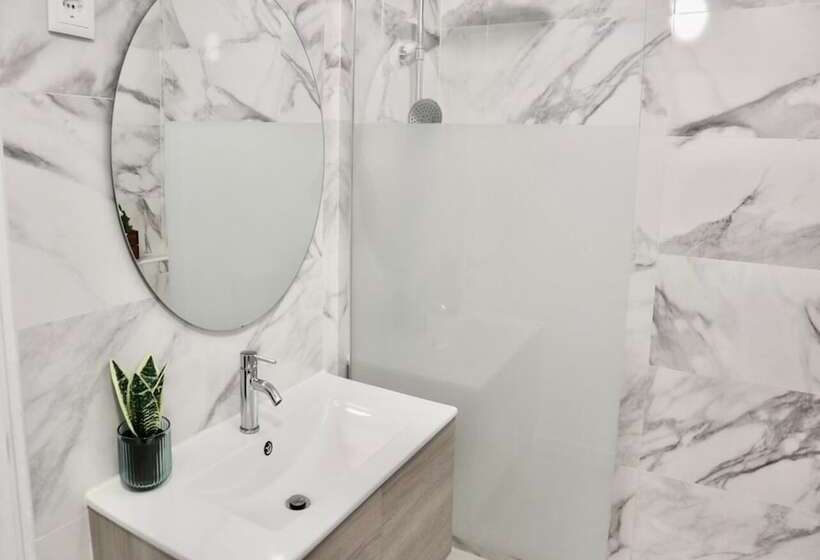 بنسيون Matching Loures Guest House