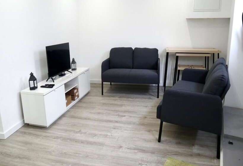 بنسيون Matching Loures Guest House