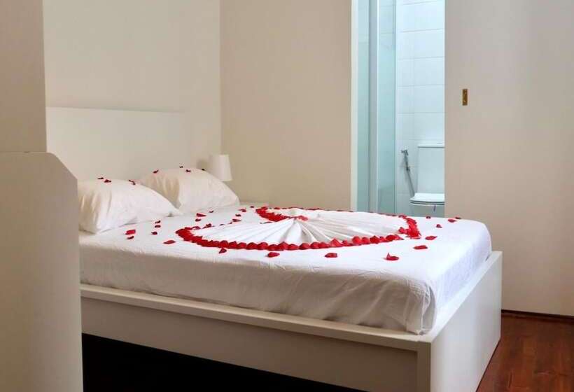 بنسيون Matching Loures Guest House