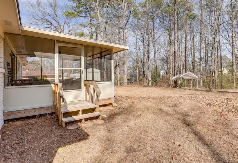 Pet Friendly Fultondale Home ~ 9 Mi To Birmingham!