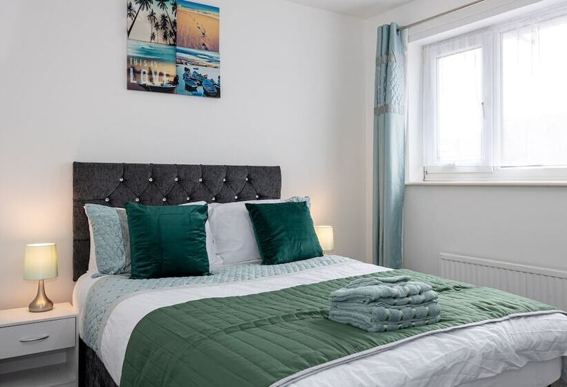 レジデンス Captivating 3 Bed House In Blackburn