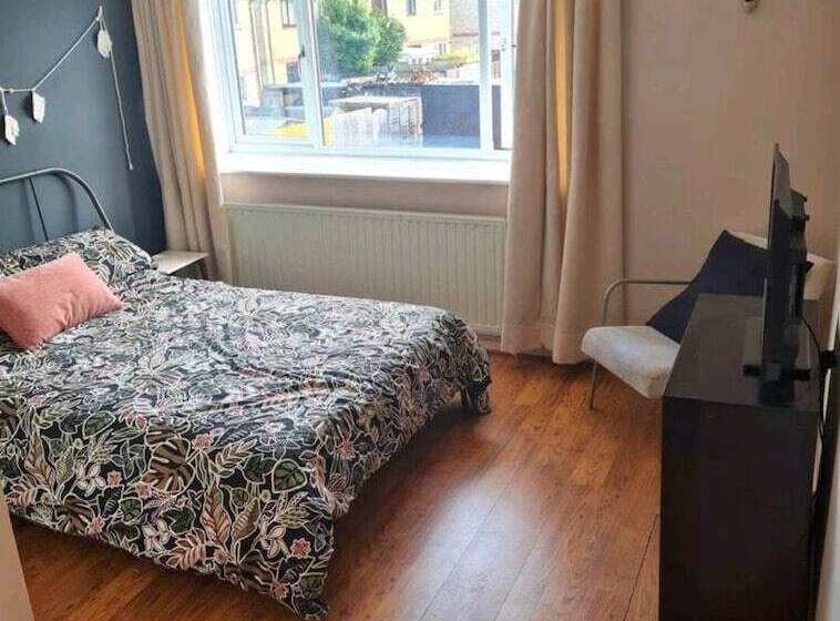 Резиденция Stunning 2 Bed House In Weston Super Mare