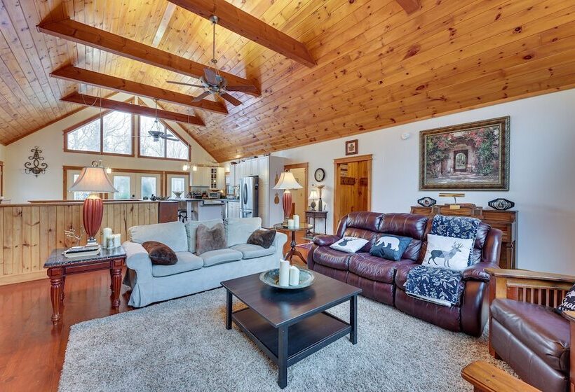 Cabin W/ Hot Tub And Wifi: 4 Mi To Snowshoe Resort