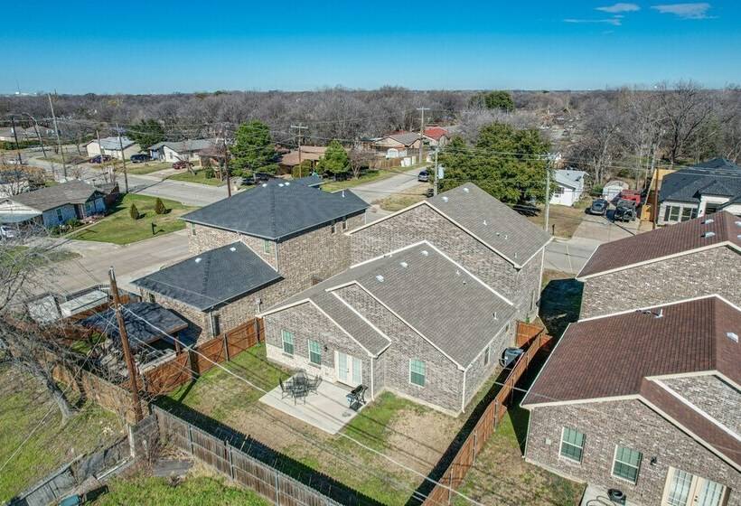 Spacious Grand Prairie Home W/ Fenced Yard + Patio