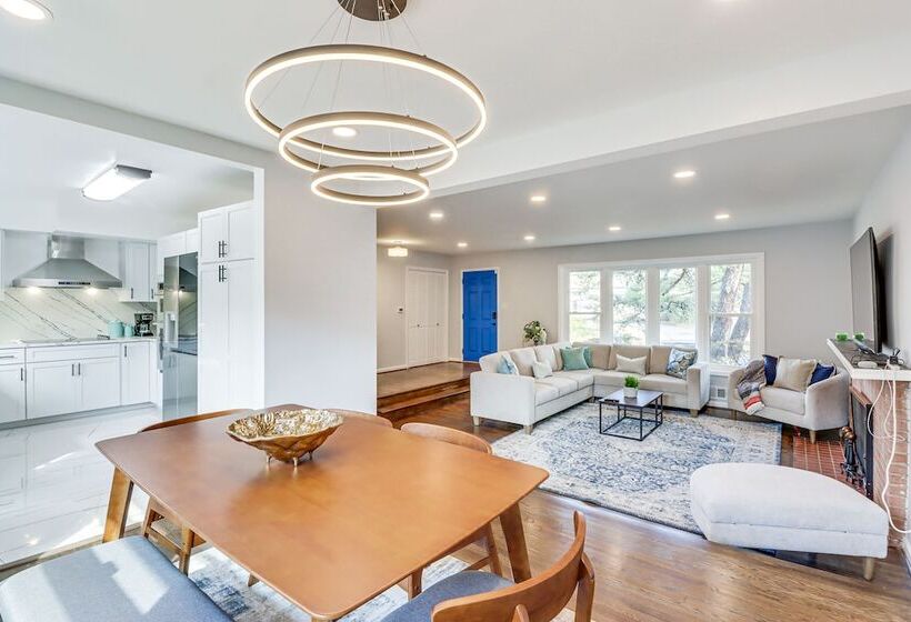 Updated Home W/ Yard ~ 4 Mi To Old Town Alexandria